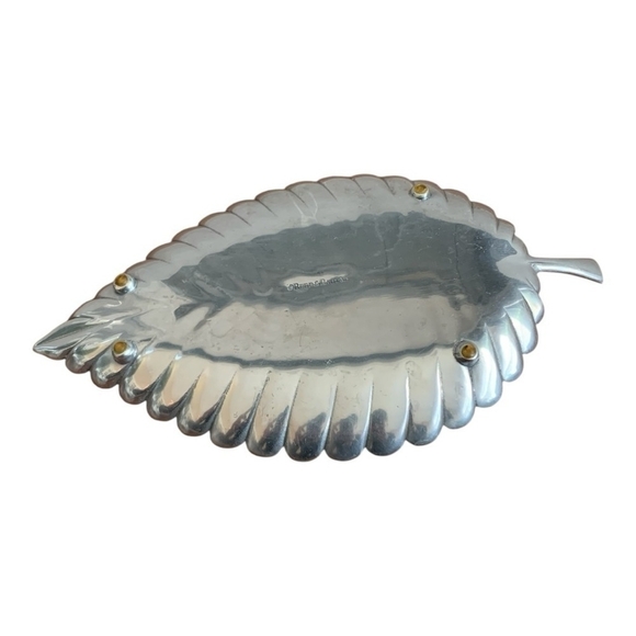Vintage Reed & Barton Elm Leaf Platter Silver Leaf-Shaped Serving Tray Serveware - Picture 4 of 5
